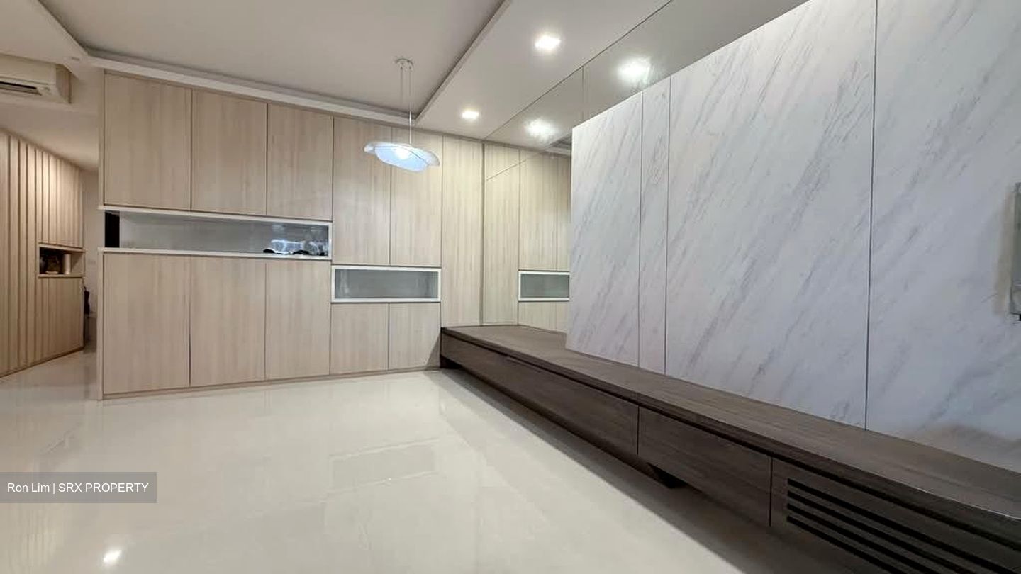 Lake Life (D22), Condominium #530341211